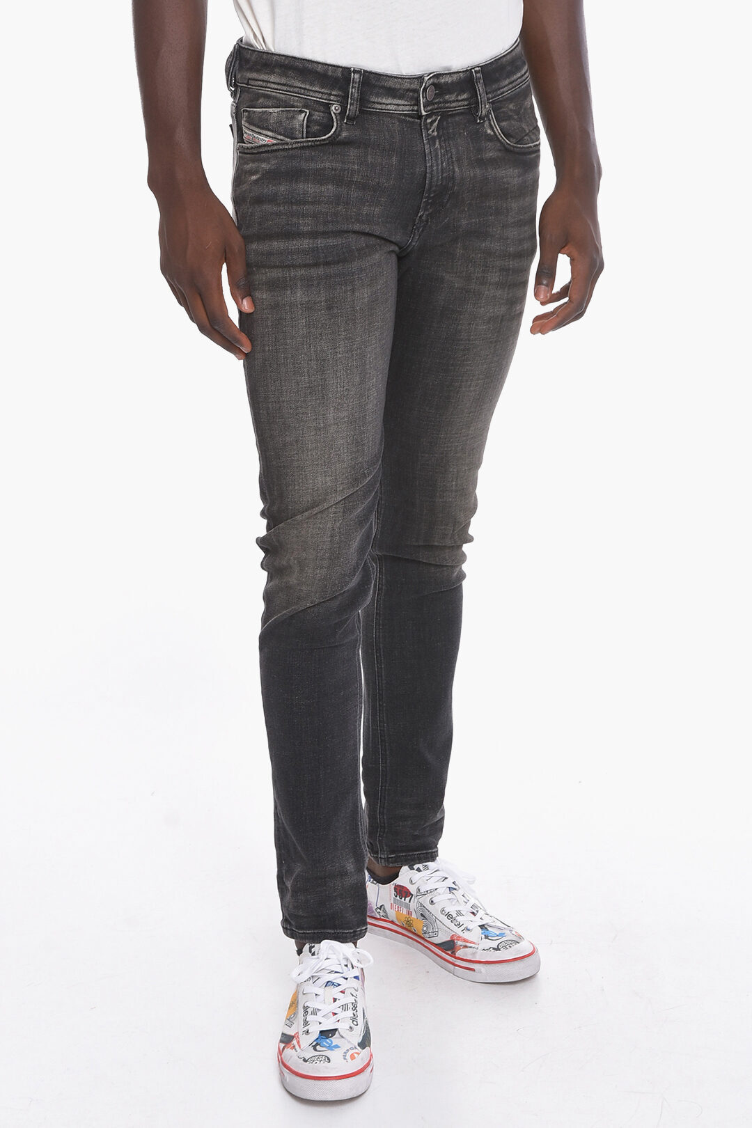 DIESEL ディーゼル デニム A03594 09D88 02 メンズ SLEENKER SKINNY-FIT DENIMS WITH STONE-WASHED EFF..