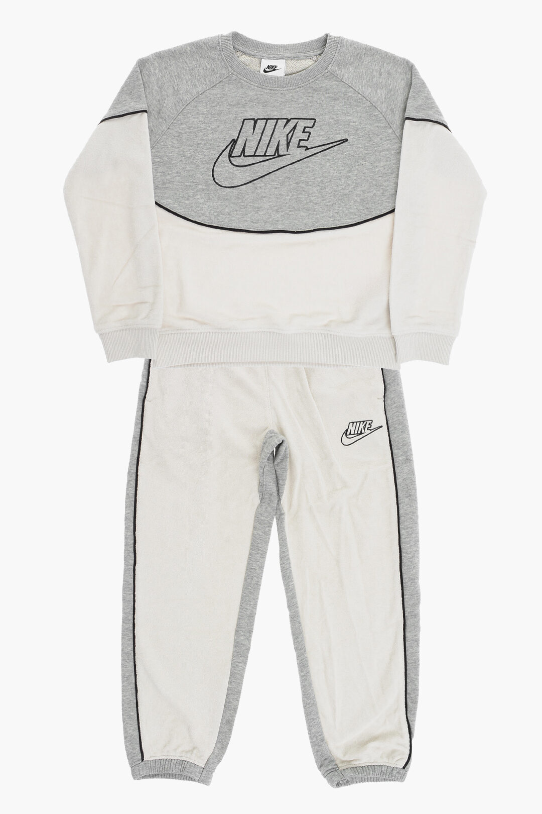 楽天BRANDSHOP・クラージュ楽天市場店【本日ポイント4倍!!】 ナイキ NIKE KIDS パンツ ボーイズ Cargo trousers TWO-TONE AMPLIFY CREW-NECK SWEATSHIRT AND JOGGERS SET 86L198-042 関税 送料無料 ラッピング無料 2020AW dk