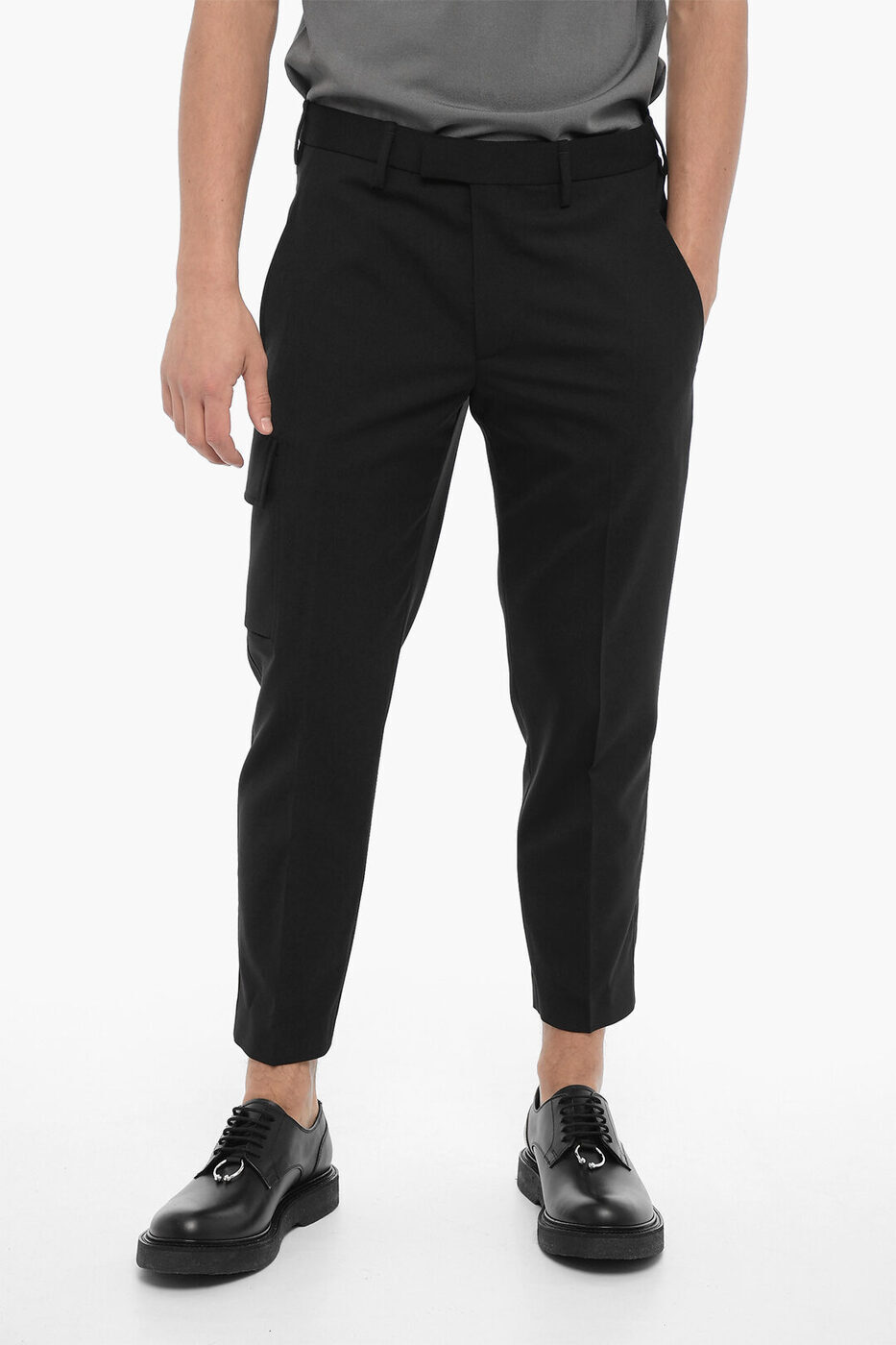 【本日5のつく日P4倍】 ニール バレット NEIL BARRETT ズボン パンツ メンズ Trousers SKINNY FIT CARGO PANTS WITH BELT LOOPS NBV3PA117H V000 001 関税 送料無料 ラッピング無料 2020AW dk