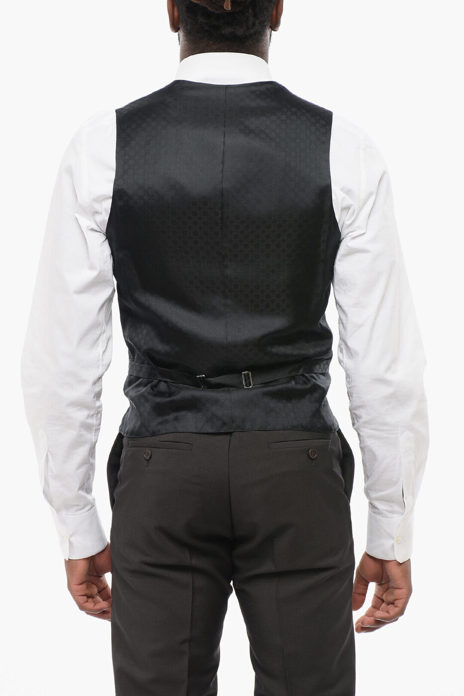 【1000円OFFクーポン配布中!!】 コルネリアーニ CORNELIANI フォーマル スーツ メンズ Formal Outfits SILK SATIN VEST WITH FIVE BUTTONS 79C095 7117199 020 関税 送料無料 ラッピング無料 2020SS dk