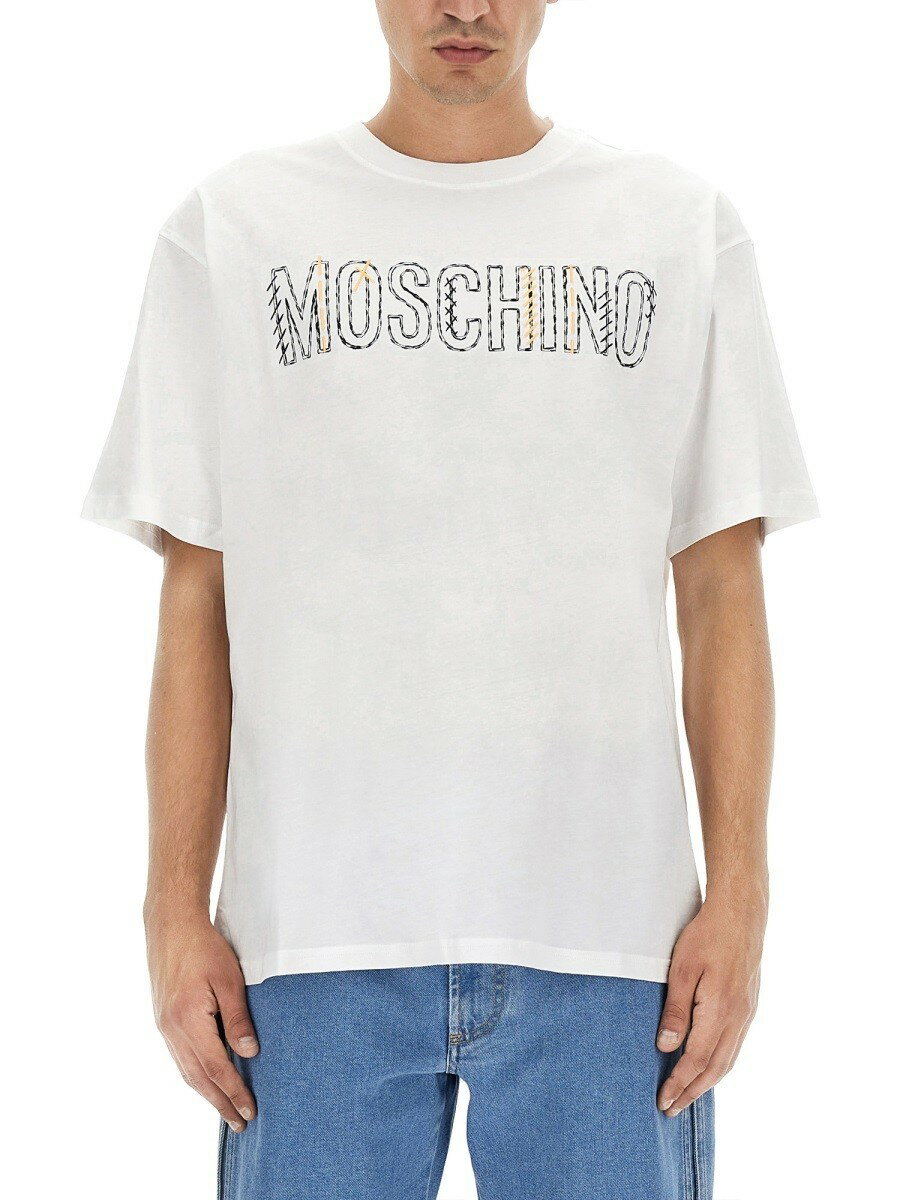 【土日限定クーポン配布中！】 MOSCHINO モスキーノ ホワイト WHITE Tシャツ メンズ 秋冬2023 295591 【関税・送料無料】【ラッピング無料】 el