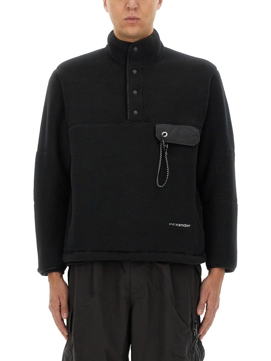 ɥ AND WANDER åȥ ȥ졼ʡ  ֥å Sweatshirts 340851 BLACK ...