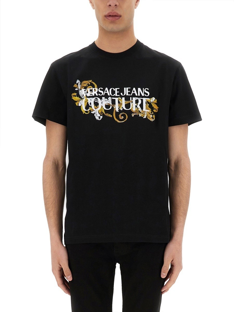 「関税・送料込み」VERSACE (ベルサーチェ)人気の柄入りTシャツ 楽天市場】ヴェルサーチ t シャツの通販