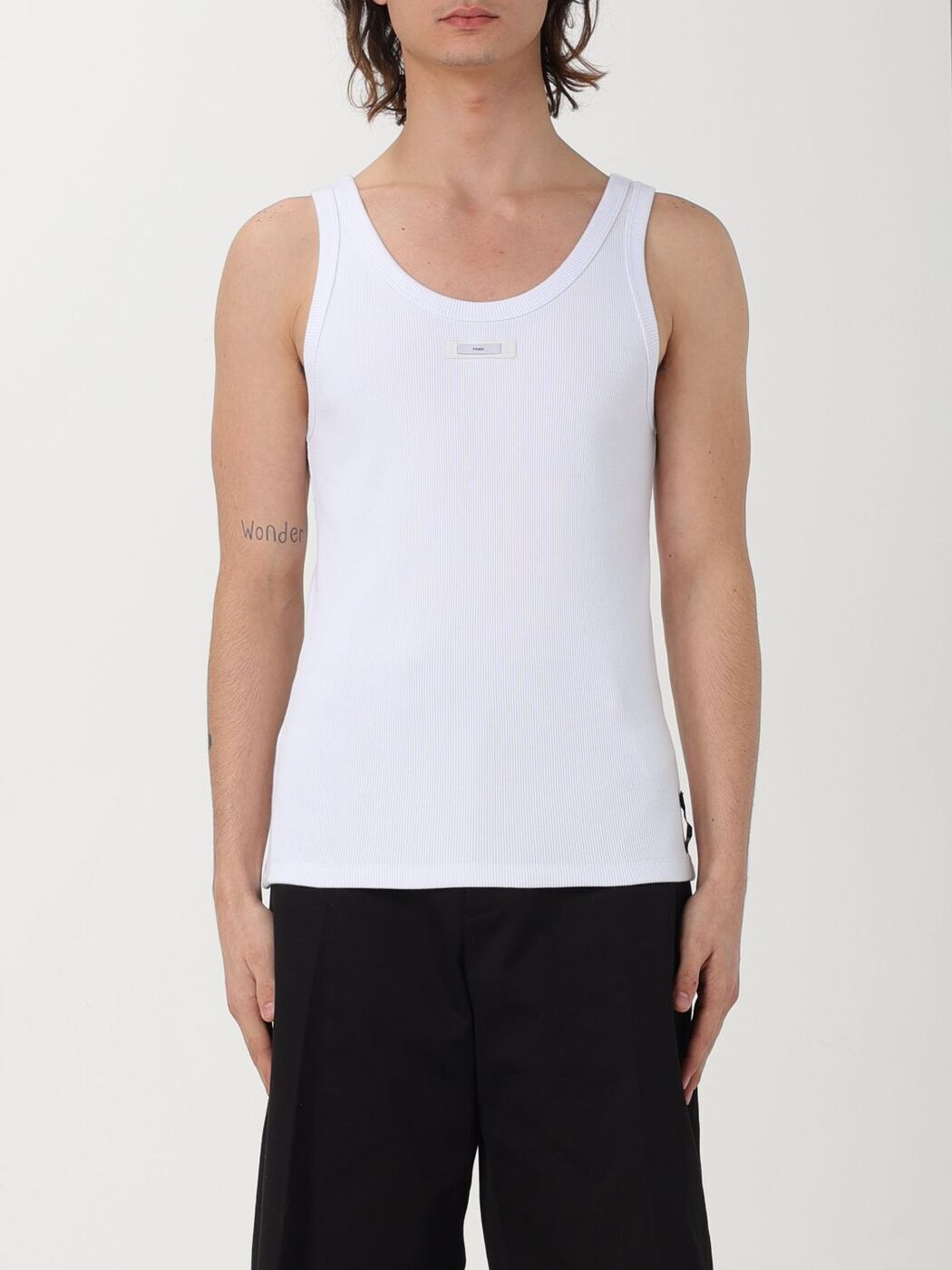 【0のつく日は全商品ポイント4倍】 FENDI フェンディ ホワイト White Tシャツ メンズ 秋冬2023 FY1278AQJH 【関税・送料無料】【ラッピング無料】 gi