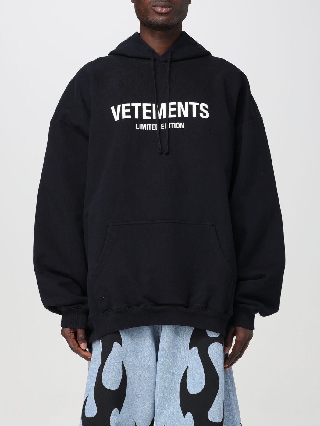 VETEMENTS ヴェトモン ブラック Bla...の商品画像