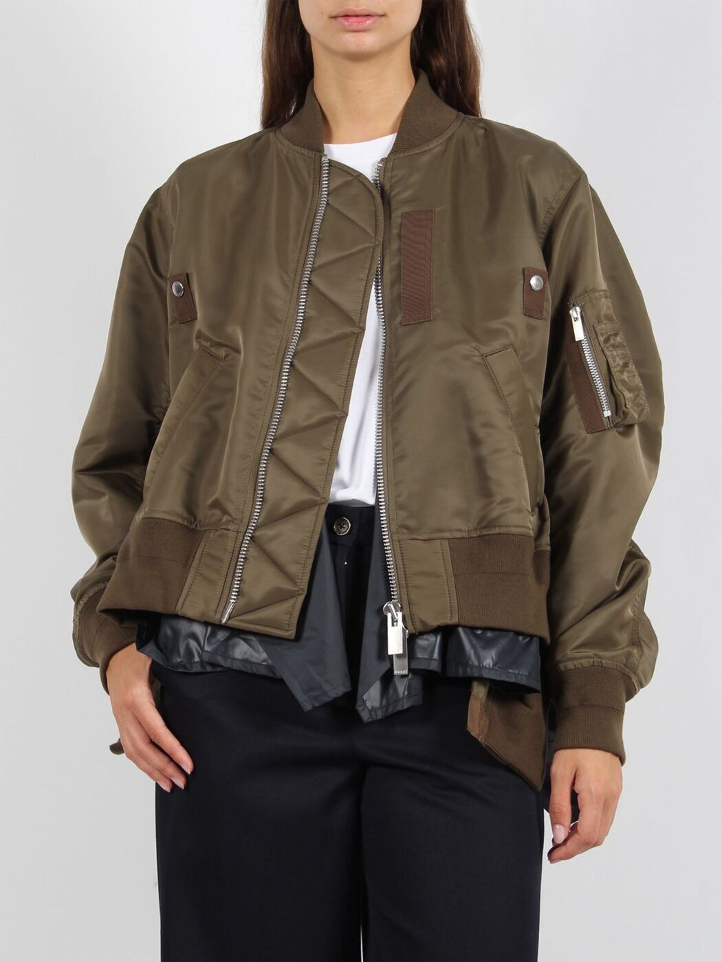 【土日限定15,000円以上で1,000円OFF】 サカイ SACAI スーツジャケット スーツ ジャケット レディース ベージュ Suit Jackets 2407517 Beige 関税 送料無料 ラッピング無料 2025AW giのサムネイル
