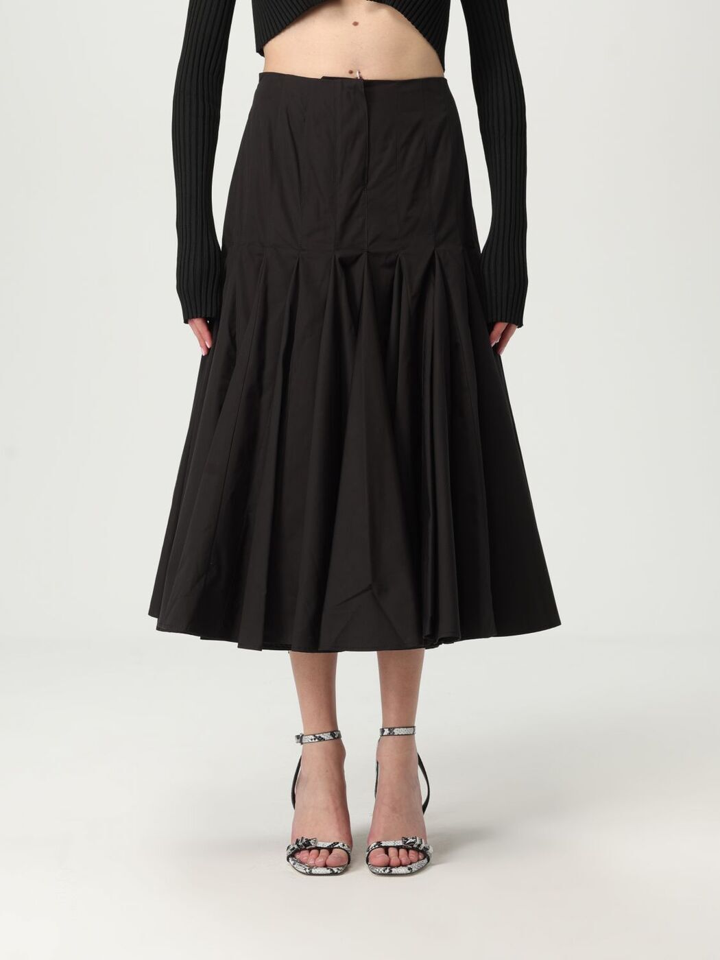 スカート JACQUEMUS Women Skirts 213DR0091020990 Black 楽天市場】JACQUEMUS(スカート|ボトムス):レディース