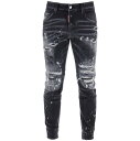 【15,000円以上1,000円OFF!!】 DSQUARED2 ディースクエアード グレー Grigio Dsquared2 skater jeans in black diamond&studs wash デニム メンズ 春夏2024 S74LB1430 S30503 【関税・送料無料】【ラッピング無料】 ik