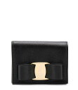 【15,000円以上1,000円OFF!!】 FERRAGAMO フェラガモ ブラック BLACK トートバッグ レディース 春夏2024 22D515 0725300- NERO 【関税・送料無料】【ラッピング無料】 ia