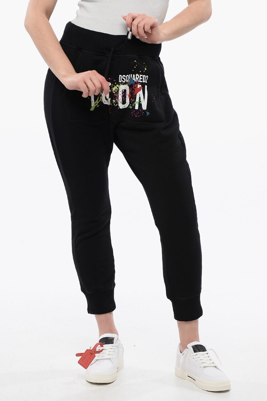 ディースクエアード DSQUARED2 パンツ レディース ブラック Cargo trousers S80KA0023 S25516 900 関税..