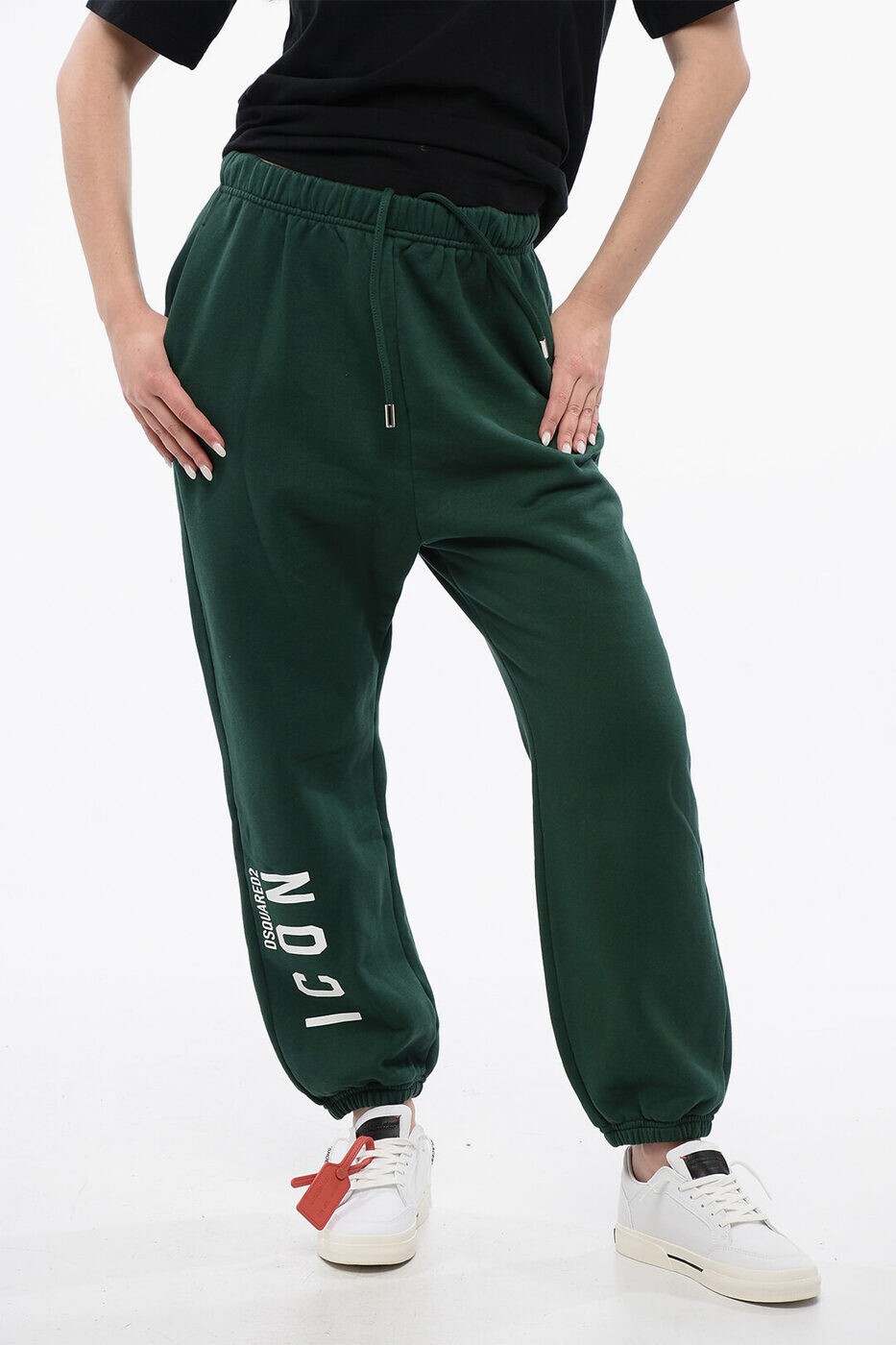 ディースクエアード DSQUARED2 パンツ レディース グリーン Cargo trousers S80KA0024 S25516 647 関税..