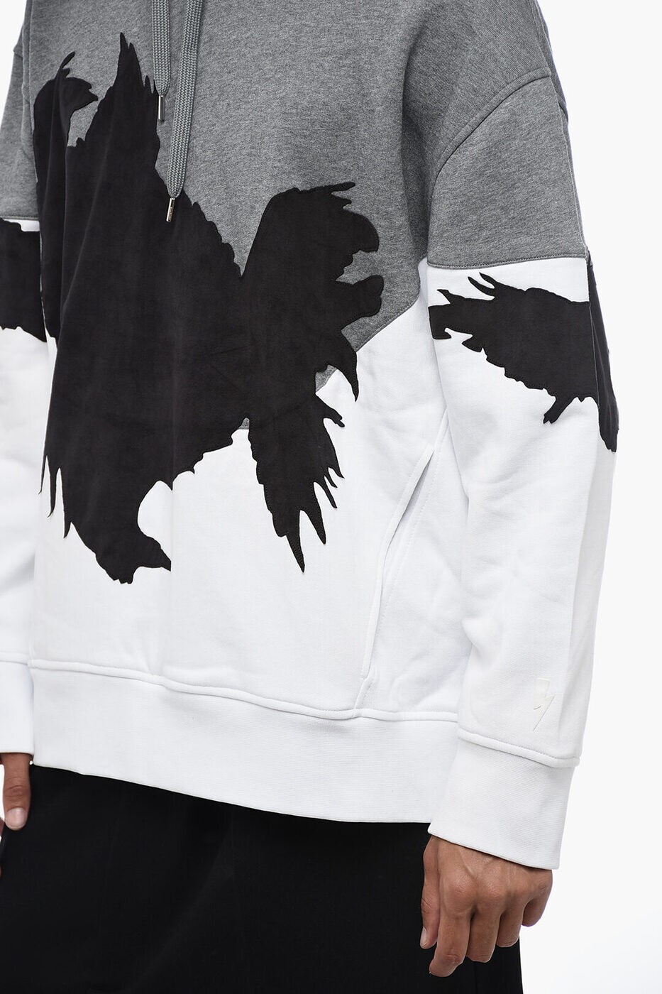 �ˡ��� �Х�å� NEIL BARRETT ���롼�ͥå��������åȥ���� �ȥ졼�ʡ� ��� ���졼 Crew neck sweatshirts BJS024S R549S 2195 ���� ����̵�� ��åԥ�̵�� 2026AW dk