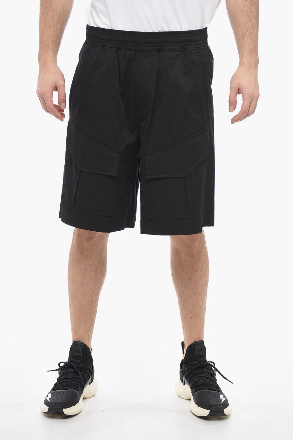 ニール バレット NEIL BARRETT ショーツ メンズ ブラック Shorts PBPA091D U003 01 関税 送料無料 ラッピング無料 2026SS dk