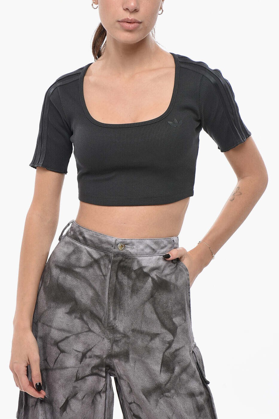アディダス ADIDAS Tシャツ トップス レディース グレー T-shirts and tops JN3013 CARBON 関税 送料無料 dk