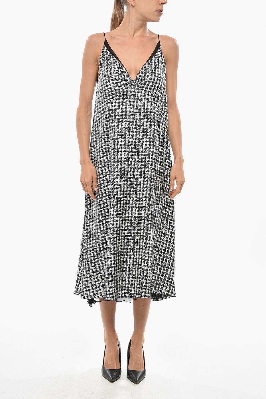 ディオール CHRISTIAN DIOR ロングドレス ドレス レディース ブラック Long dresses 441R61A6216/9330 関税 送料無料 2026AW dk