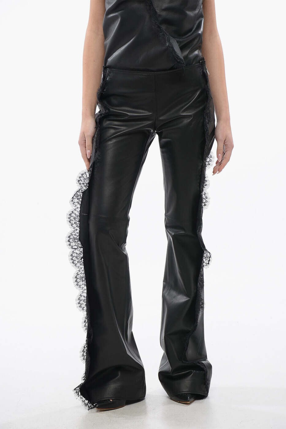オフホワイト OFF WHITE ズボン パンツ レディース ブラック Trousers OWJB040S24LEA0011000 関税 送料無料 2026SS dk