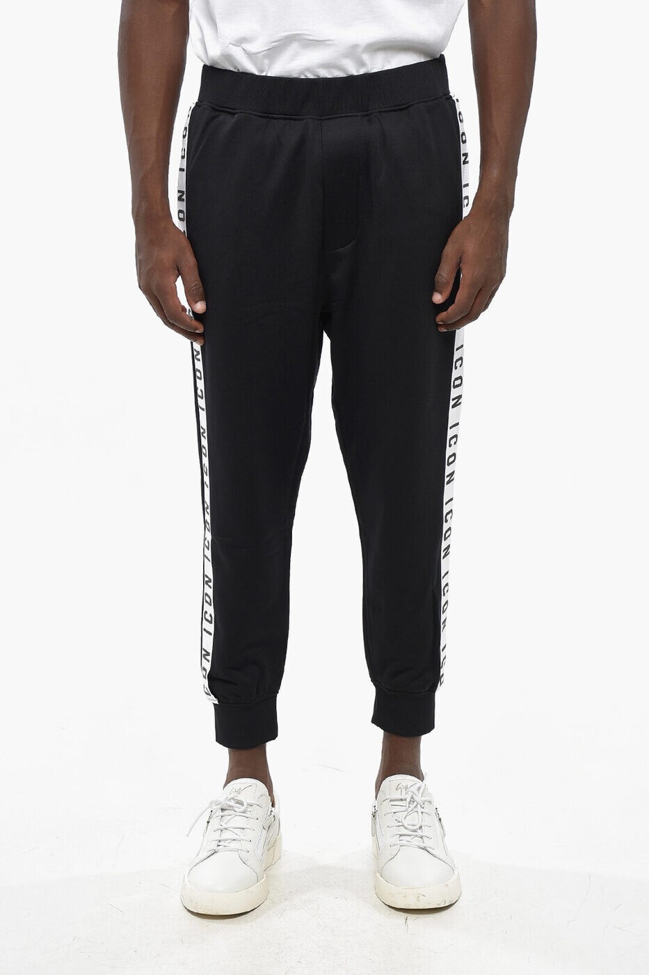 ディースクエアード DSQUARED2 パンツ メンズ ブラック Cargo trousers S79KA0051 S25497 900 関税 送料無料 ラッピング無料 2025AW dk(4.0)