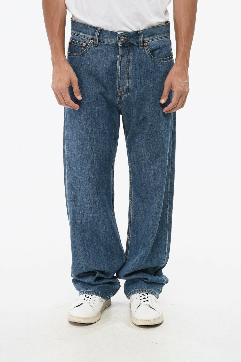 バレンチノ VALENTINO レギュラーフィットジーンズ デニム メンズ ブルー Regular fit jeans 5V3DE03SAA3558 関税 送料無料 ラッピング無料 2025AW dk