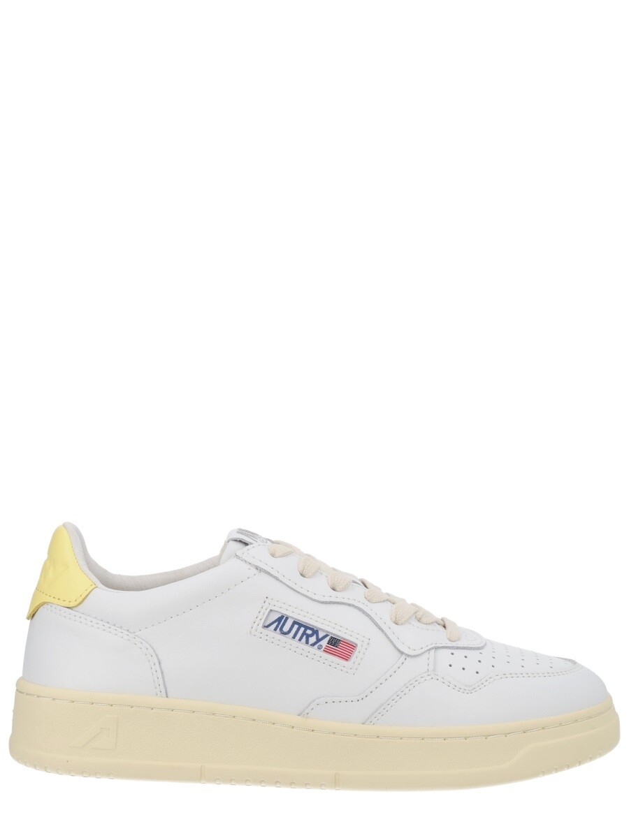 AUTRY スニーカー レディース ホワイト Sneakers 404114 関税 送料無料 2026SS el