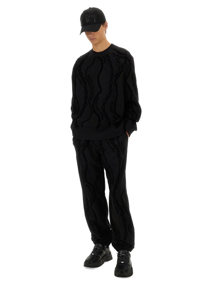 ヴェルサーチ ジーンズ クチュール VERSACE JEANS COUTURE トラックスーツ セットアップ メンズ ブラック TRACK SUITS 338748 関税 送料無料 2024AW el courage-store-21641226 BRANDSHOP「il Tesoro」 サンプル画像2