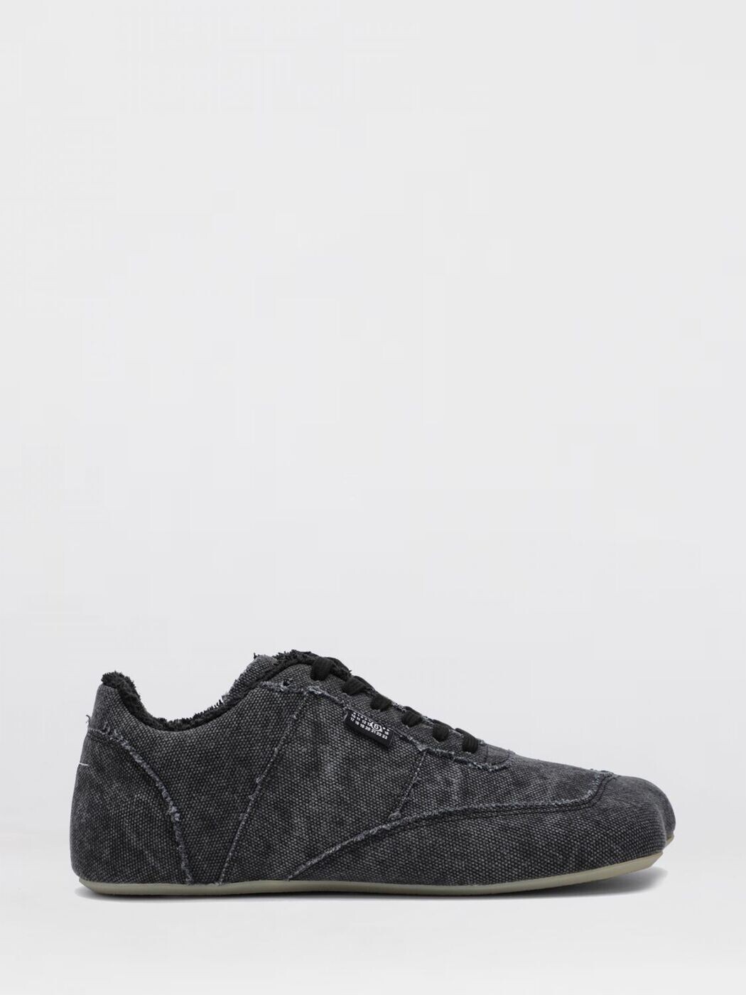 エムエムシックスメゾン マルジェラ MM6 MAISON MARGIELA スニーカー メンズ ブラック Sneakers SH1WS0024P7602 関税 送料無料 2026SS gi