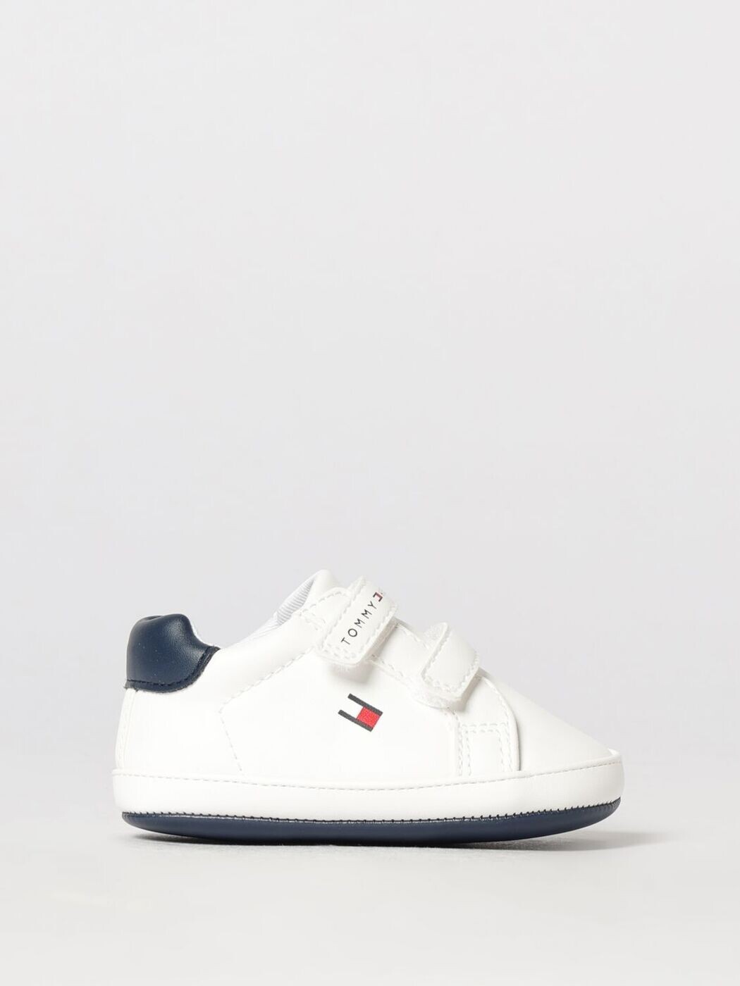トミー ヒルフィガー TOMMY HILFIGER フラットスニーカー スニーカー ボーイズ ホワイト Flat sneakers B934328158 White 関税 送料無料 2026SS gi