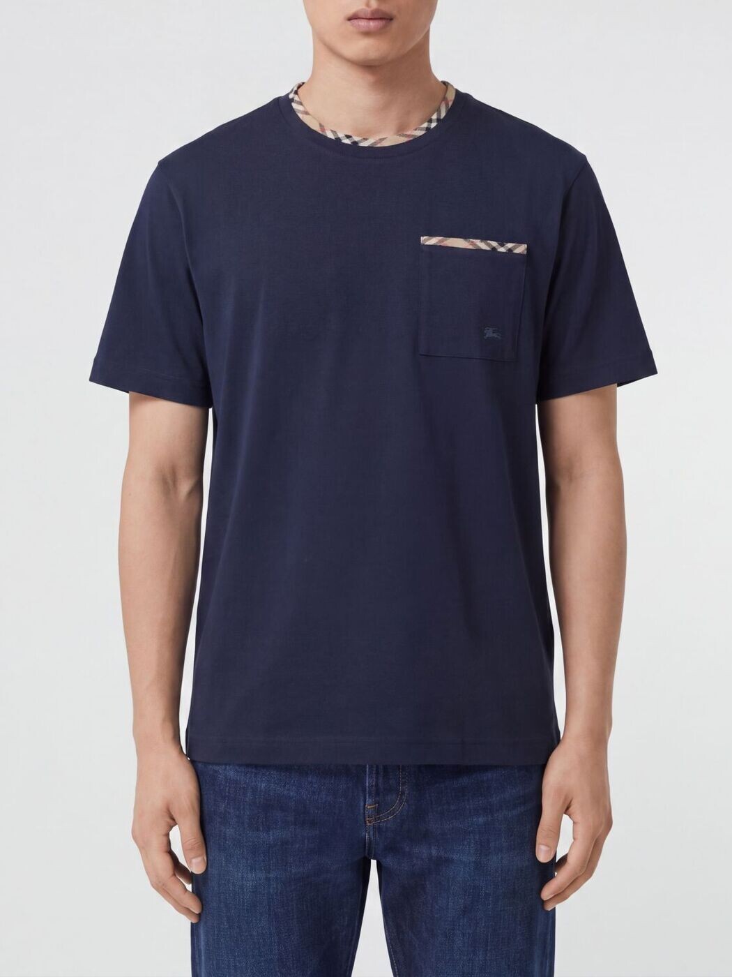 バーバリー BURBERRY Tシャツ メンズ ネイビー T-shirts 8130050 ~ Navy 関税 2026AW g courage-store-21878679 BRANDSHOP「il Tesoro」 パッケージ画像