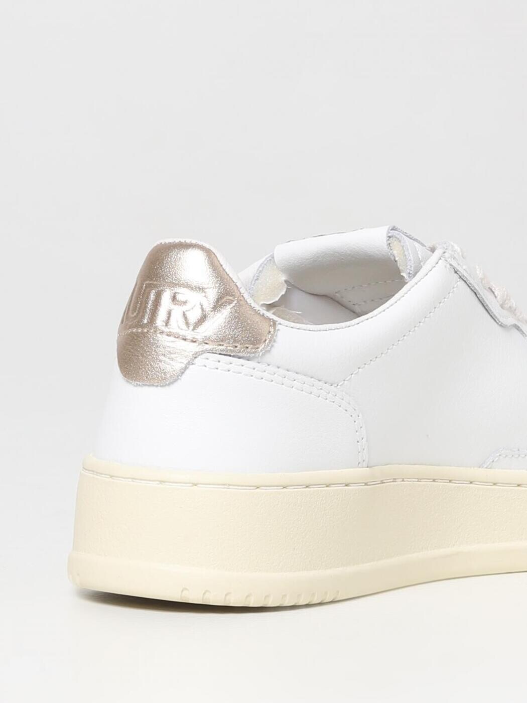 AUTRY ���ˡ����� ��ǥ����� ������� Sneakers AULWLL06 ~ ���� ����̵�� ��åԥ�̵�� 2026SS gi
