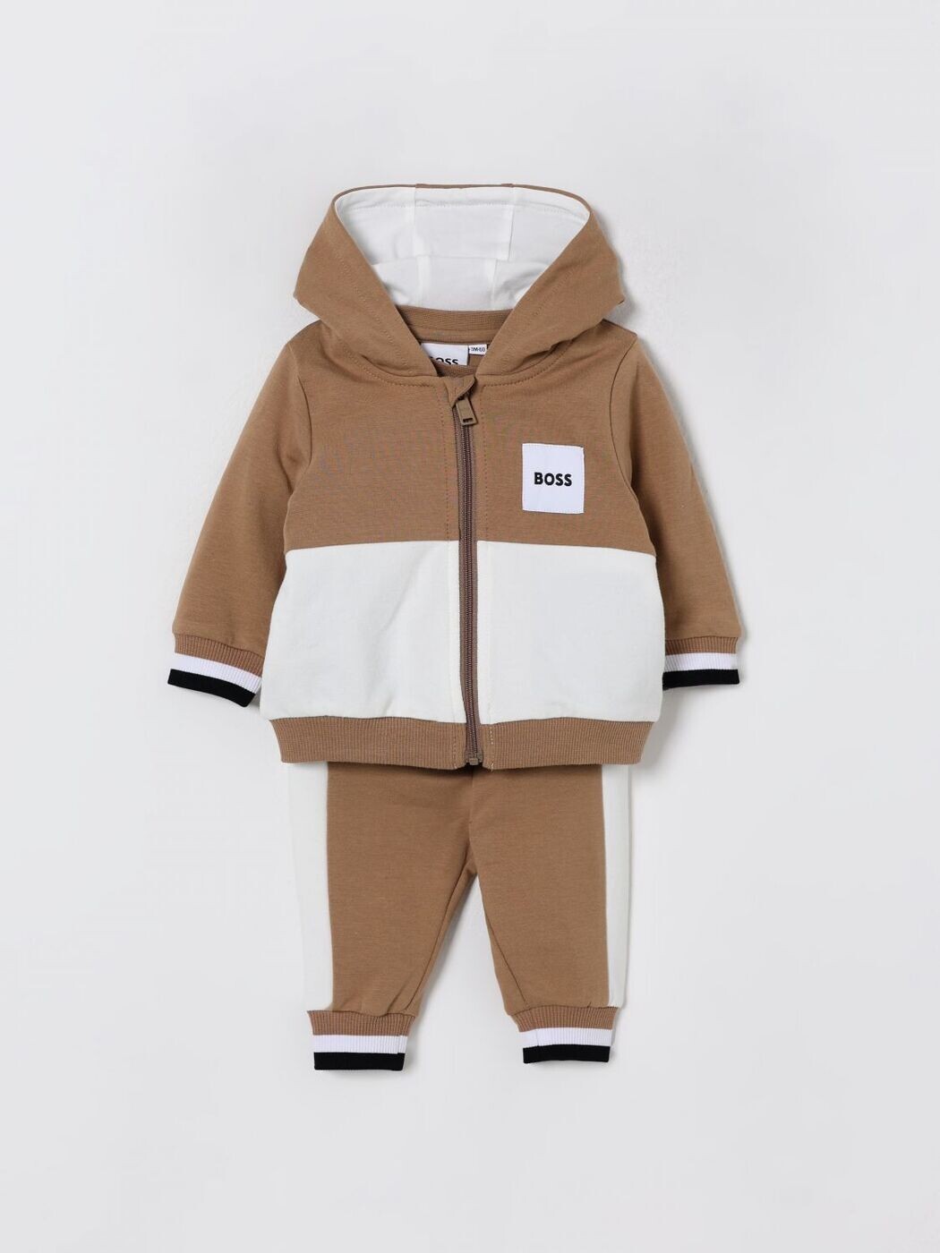 �ܥ����å������� BOSS KIDSWEAR �ȥ�å������ġ����åȥ��å� �٥ӡ������� �٥ӡ� �ۥ磻�� Tracksuits J52533 ���� ����̵�� ...