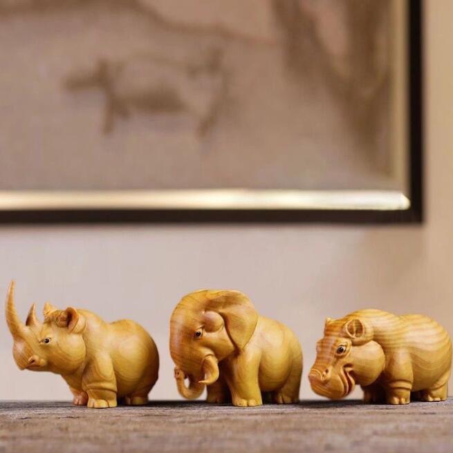 Rakuten - 大人気 崖柏木 木彫りサイ、カバ、象 3点セット 工芸品 美術品 木彫り 手職人手作り コレクション