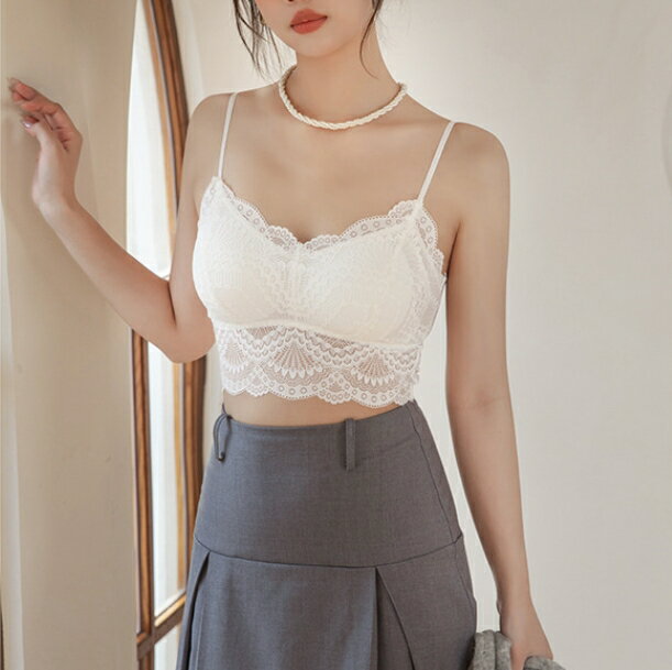 ブラトップ カップ付き キャミソール レース ノンワイヤー 見せブラ インナー 盛れる 谷間 美胸 下着 レディース セクシー 黒 白 ベー..
