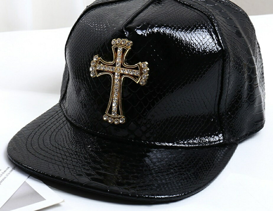 高級フェイクレザー PUレザー 十字架 海外セレブ ワイルド芸能人 愛用 キャップ 野球帽 帽子 メンズ レーディー