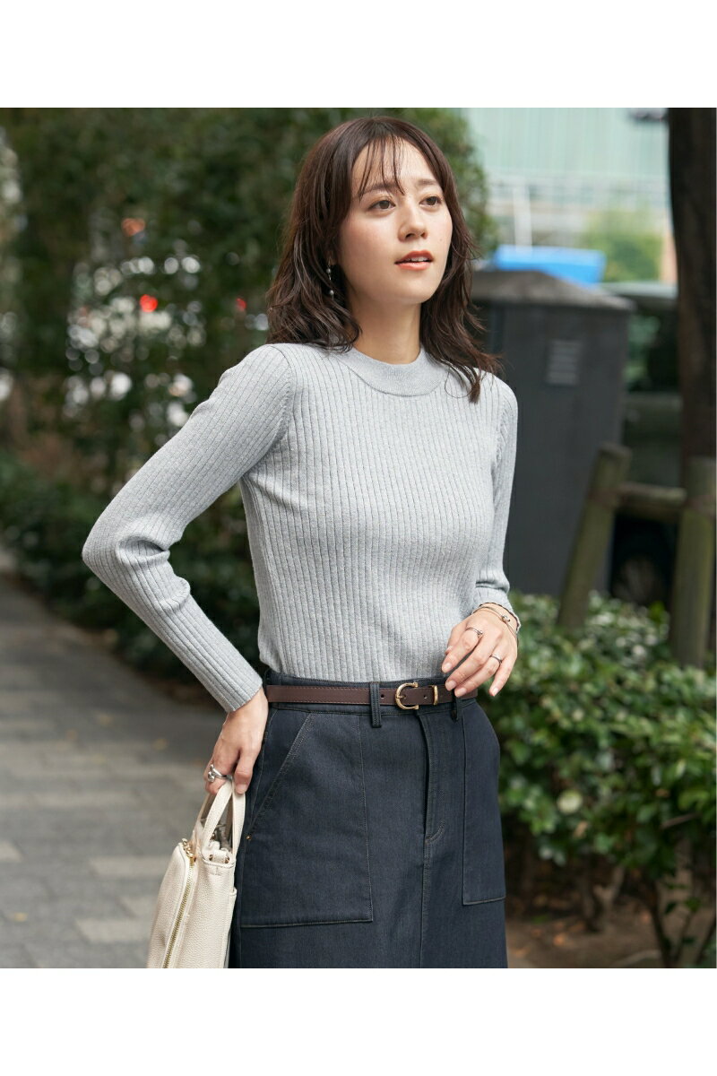 ミニハイネックリブニット