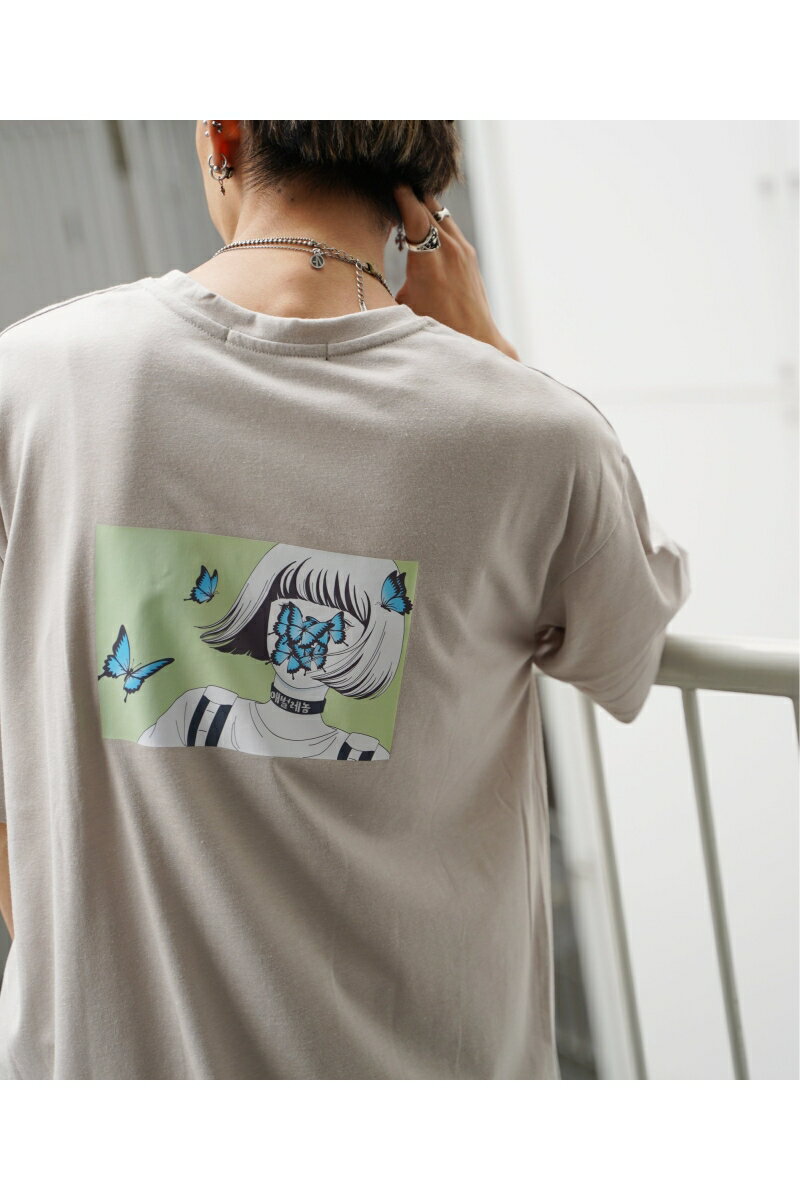 KisaバタフライイラストバックプリントTシャツ