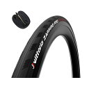 ブランド名 Vittoria セット内容 ZAFFIRO PRO G2.0 inner tube カラー All Black 概要 耐摩耗、耐パンクに優れるトレーニングタイヤ ・あらゆる状況でのトレーニング ・グラフェン 2.0 コンパウンドとフォールディングビードがパフォーマンスを向上 ・長い耐用年数のためのモダンなトレッドデザイン モダンな外観のパフォーマンスタイヤ パフォーマンス トレーニング タイヤの業界標準が、デザインを一新し、パフォーマンスを向上させて復活しました。センター部にフラッグリップモデルの「Corsa」からインスパイアされた縦溝パターンを採用し、直線での低い転がり抵抗を実現しています。また、グラフェンコンパウンドを使用し、高いグリップ性能と低い転がり抵抗を両立。トレーニングからエンデュランス系まで、幅広く使用可能です。※新ETRTO規格準拠品です。