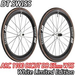 ARC 1100 DICUT DB GEN3 WTS White Limited Edition FEATURES 「よりワイドに、より高く、より軽く」をコンセプトにF1の空力解析も手掛ける「SWISS SIDE」と共同開発された第3世代ARCシリーズは、新しい成形工程「OUT OF THE MOLD FINISH」（アウトオブモールドフィニッシュ）により生産されます。 東レ製100％カーボンを使用した新型カーボンモールドリムは最終化粧カーボンを不要とし僅かな薄さの表面塗装のみで強度や剛性が保たれ、リムの炭素最大含有率を上げることが可能となり更なる軽量化に成功しました。 グリップ性能と快適性を共に高めることが可能になる今やスタンダードになりつつあるワイドタイヤの適応を視野に入れつつ新設計された新しいカーボンリム形状は、従来モデルより広い「22mmの内幅」と新たな「独自のV字形状」を採用しています。 リム高が5mm増えたことによるスポーク長の短縮とスポーク数の削減により、ヨー角0°では0.2ワット（5.5％）の抵抗低減、ヨー角10°では0.5ワット（12％）の抵抗低減が確認されました（測定精度：±0.1ワット未満）。 ワイドリム 近年のプロサイクリングでは、ワイドタイヤが主流となっており、これに対応するためには、リムの内幅も広くする必要がありました。22mmの内幅は、新たなスタンダードとなっている28mmや30mm幅のタイヤと適合することはもちろんのこと、29mm幅のAERO 111にも完全に対応し、最適な空力性能が維持されます。尚、最小25c以上のタイヤが使用できます。 Vシェイプ リムの内幅を広げると、ホイールの正面投影面積が増加します。これを補い、空気抵抗を最小限に抑えるために採用されたのがV字型のデザインです。一般的な従来のU型やティアドロップ（涙滴形）から進化したこの形状は、ステアリングモーメントが小さくスムーズなステアリング感覚をライダーにもたらします。 180ハブ 軽量で高剛性の新しく設計されたDT SWISSの最高峰ハブである「DT180」に回転が滑らかな「SINCセラミックベアリング」が標準装備。 DT aerolite II T-Head スポーク ARC1100シリーズのみに採用される自社開発の「DT aerolite II」は非常に薄くエアロダイナミクスに優れる金属製スポークで、 高テンションで張れる「T-Head」デザインの為、掛かりの良さ、素早い反応性を実現しています。今回初めてコンタクトレスになりました。 ニップルはアルミ製インナータイプ。 ●ARC 1100 DICUT GEN3 55mm： 時折り現れる急坂を恐れることなく、さまざまな地形でスピードライディングを楽しみたいなら、55mmが理想的です。 SPEC ブランド名 DT SWISS 商品名 ARC 1100 DICUT 55 DB GEN3 WHITE LIMITED EDITION 前後ホイールセット 重量 1479g(ペア) / 686g(フロント) / 793g(リア) リム材質 TORAY 100% Carbon タイヤインターフェイス Hooked / Crotchet tubeless TC バルブ穴 Presta リム直径 29" / 700C リム高さ 55 mm 内幅 22 mm 外幅 28 mm ハブタイプ 180 White Limite Color Edition スポークホール数 Front/20H、Rear/24H アクスルシステム 12 mm Thru Axle ハブ組み込み寸法 100mm(フロント) / 142mm(リア) ブレーキインターフェイス Disc Center Lock カセットインターフェイス Shimano HG 10/11/12speed フリーハブボディ Shim. RD. 11SP Light S ASLS11 フリーハブシステム Ratchet EXP 36 スポーク DT aerolite&reg; II t-head スポークパターン Two-cross[1:1] ニップル DT ProLock hidden aliminum 推奨最大システム重量 110 kg ATSM分類 1 付属タイヤ＆チューブ ツール・ド・フランス限定タイヤ、F/CONTINENTAL AERO 111 700x29c、R/CONTINENTAL GP5000 STR 700x30c、with TPU TUBE 付属品 Tubeless tape 25 mm TL valve alu black 49-65 mm SRAM XDR 12s Road freehub body kit Valve guard Wheel bag ・通常、プロライダーのためのみに採用されるダブルホワイトのデカールにより、注目を誘う印象的なルックスを実現します。 ・パールホワイト仕上げの180ハブが洗練されたアクセントを加えつつ、定評のある信頼性の高いRatchet EXPフリーハブシステムをそのまま維持しています。 ・エアロに最適化されたホイールタイヤシステム （WTS）としてツール・ド・フランス限定の、フロントにDT SWISSとCONTINENTALが共同開発した 29mm 幅の「Continental AERO111」タイヤ、リアに30mm幅の「Continental GP5000 STR」を装着しています。どちらも本来チューレスレディータイヤですが付属のTPUチューブを用いてクリンチャータイヤとしてもご使用いただけます。 ~第3世代 ARC1100 55mm vs 第2世代 ARC1100 50mm~ ~他社ホイールとの比較~ TECHNOLOGY DT SWISSはエンジニアリングに宿る力を信じ、製品開発プロセスを洗練させることを目指して日々切磋琢磨しています。自社開発した技術を通じて技術的バリアを払拭し続けること、それがDT SWISSを導く理念です。 AERO+ テクノロジー 空気抵抗、 ハンドリング、効率性の共存。 AERO+に沿ったホイールの改良は、「高速化」という唯一の目標に向けて、すべてのパラメーターが最適化されています。 RATCHET EXP テクノロジー 当社のハブはノーツール技術で知られています。私たちは、エンドキャップに少し変更を加えることで、このシステムをさらに改善し、メンテナンスをより簡単にする方法を発見しました。 分解が簡単になり、変換手順がシンプルになりました。 ラチェットとネジ付きリングを統合することで、システムの単一部品の数が減り、軽量化に成功しています。 円筒バネを1つしか使用しないことで、より素早くかみ合い、耐摩耗性が向上しました。 ラチェットがしっかりとかみ合うことで大きな接触面が生まれ、表面圧力が下がることで優れた信頼性がもたらされます。 ベアリングをネジ付きリングに統合することで、ベアリング距離を最大化することができます。距離が広がることで軸のサポートも増え、結果的にアクスルのたわみが減り、ベアリングが保護されてその寿命が長くなります。 チューブレス テクノロジー DT Swissのチューブレスレディリムには、従来のリムにはないメリットがあります。それは、空気を入れるとタイヤがリムに簡単にフィットするように、リムの断面がデザインされていることです。多くの場合で、標準的なフロアポンプがあれば十分です。また、精巧なプロファイルのDT Swissリムは、ハードなライディングでもタイヤを正確かつ安全に保持し続けます。 完璧なフィッティングを保証し、タイヤの取り付けを出来る限り簡単にするため、DT Swissリム形状はチューブレスでの使用を念頭に置いて設計されています。もちろん、従来のタイヤとチューブの組み合わせで使用することもできます。 ベアリング テクノロジー DT Swissのハブは、自転車に取り付けたときに最も機能を発揮するように設計されています。
