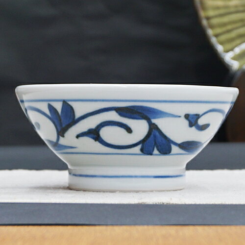 和食器砥部焼貞山窯茶碗小11.5cm唐草