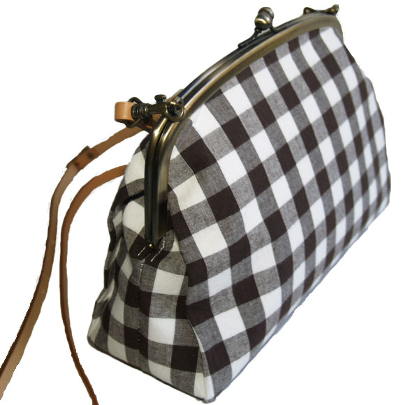 poussette（プセット） がまぐちバッグ6.8寸まちつき“Gingham Check Choco-ギンガムチェック チョコ-”[g68070007m] 京都のがま口作家・小川大介さんのガマグチ ショルダーバッグ クラッチバッグ ポシェット 斜めがけ ハンドメイド 手作り 日本製 国産