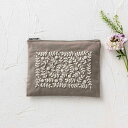 【エントリーでP5倍:7/11 01:59まで】 刺繍キット yulaのこころ躍る草花刺繍 刺しゅうキット「ワンカラーの植物模様」| 刺繍 手芸 キット 手芸キ...