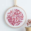 【エントリーでP5倍:7/11 01:59まで】 刺繍キット 『刺繍で描く植物模様』刺しゅうキットシリーズ 赤い花と小鳥のフレーム【3,980円以上送料無料】フ...
