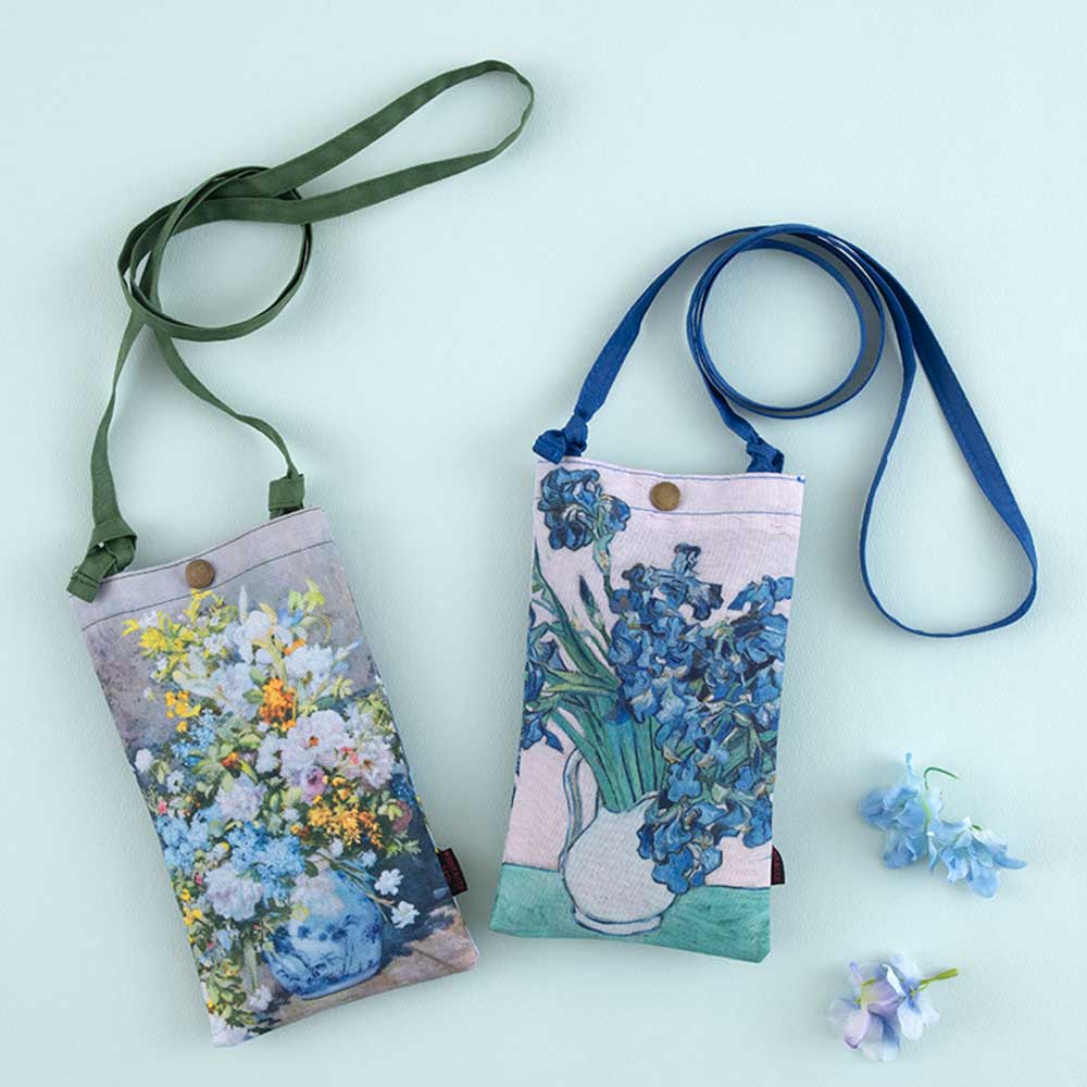 樂天商城 - 完成品 ｜名画スマホショルダーバッグ2種セット［ルノワール・大きな花瓶柄／ゴッホ・アイリスの花瓶柄］ ｜ スマホケース ポーチ ポシェット ミニバッグ 旅行用 2種 名画 ゴッホ ルノワール ペットボトルホルダー