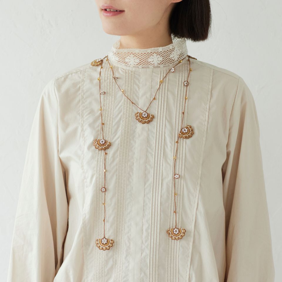 トルコの伝統手芸「オヤ」キット 孔雀のラリエット / ブラウン