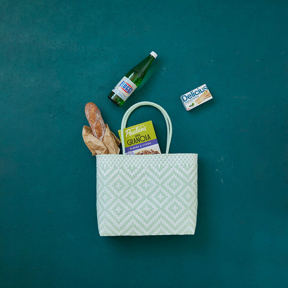 【説明書付き】プラカゴテープで作る 大きめかごバッグ 【3,980円以上送料無料】 キット メルカドバッグ カゴ かご かご編み カゴ編み 編みかご 取っ手付き 持ち手 バスケット ヨーロッパ 日常使い