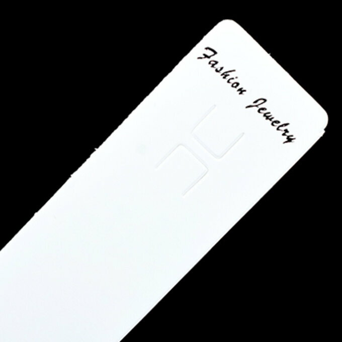 仕　様 サイズ約3×21cm材　質紙重さ約332g/袋 入　数 約200枚 注意事項 商品の一部には、生産過程上において、歪み・メッキムラ・色ムラ・サビ・多少の柄ずれなどある場合があります。ご返品とご交換は出来かねますので、予めご了承の上ご購入ください。ご理解・ご協力をお願い申し上げます。