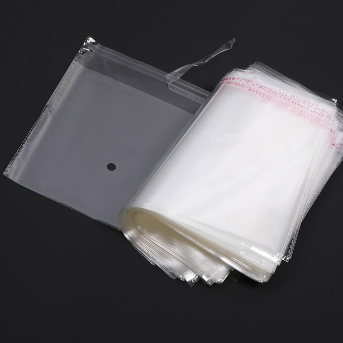 仕　様 サイズ約17×22cm材　質OPP重さ約64g/袋 入　数 50枚 注意事項 商品の一部には、生産過程上において、歪み・メッキムラ・色ムラ・サビ・多少の柄ずれなどある場合があります。ご返品とご交換は出来かねますので、予めご了承の上ご購入ください。ご理解・ご協力をお願い申し上げます。