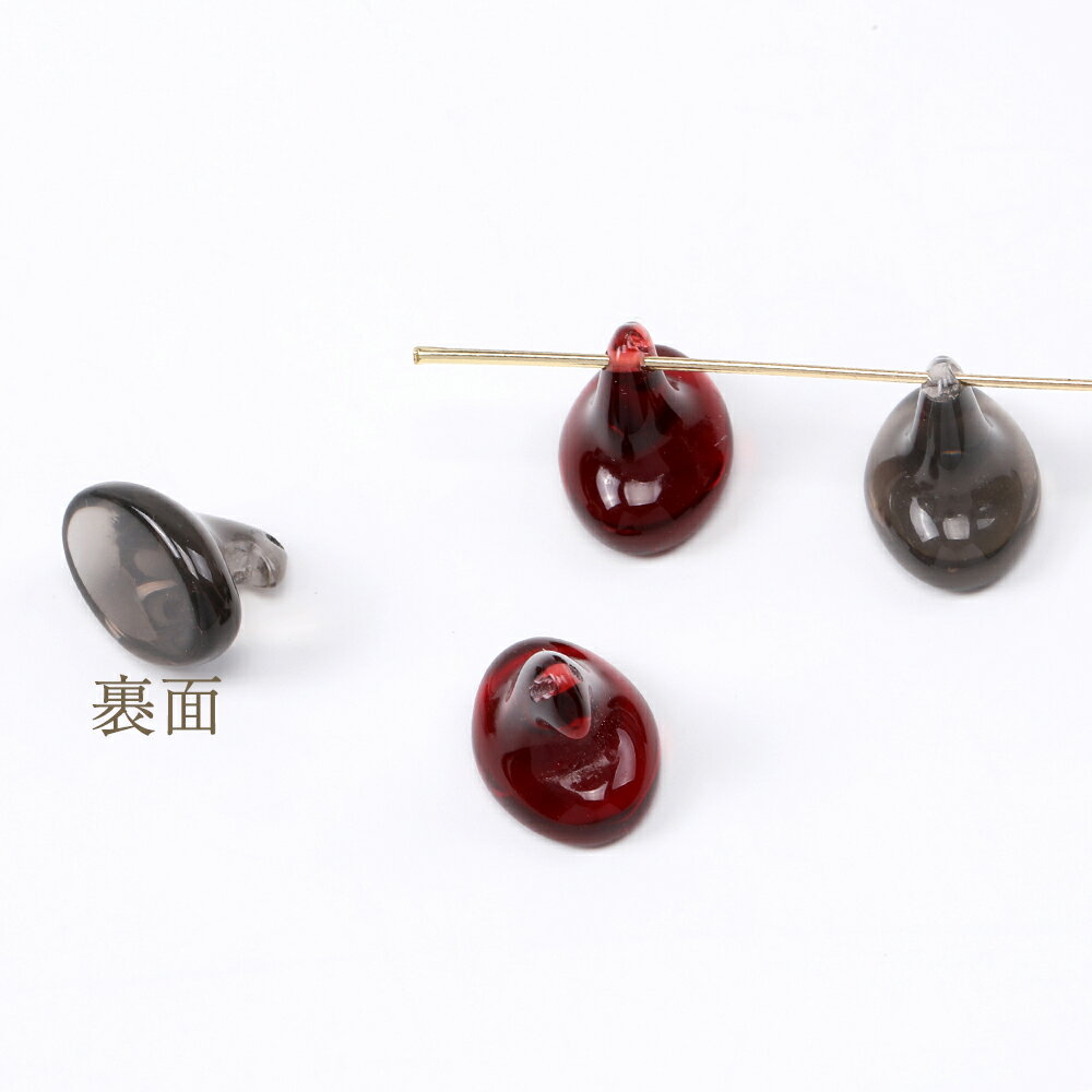 即日発送！ ハロウィンハットチャーム 帽子チャーム 樹脂チャーム ハンドメイドアクセサリーパーツ 手作りアクセサリー素材 魔女の帽子 カン付き 10×13mm（4 ヶ入り）