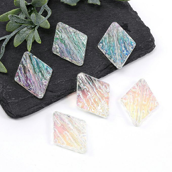 即日発送！アクリルビーズ オーロラビーズ ひし形 22.5×30mm（6ヶ）