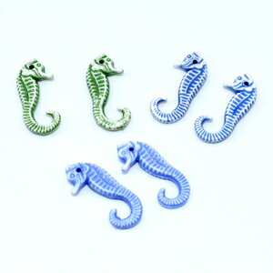 即日発送！アクリルチャーム 海馬 12×27mm【20ヶ】