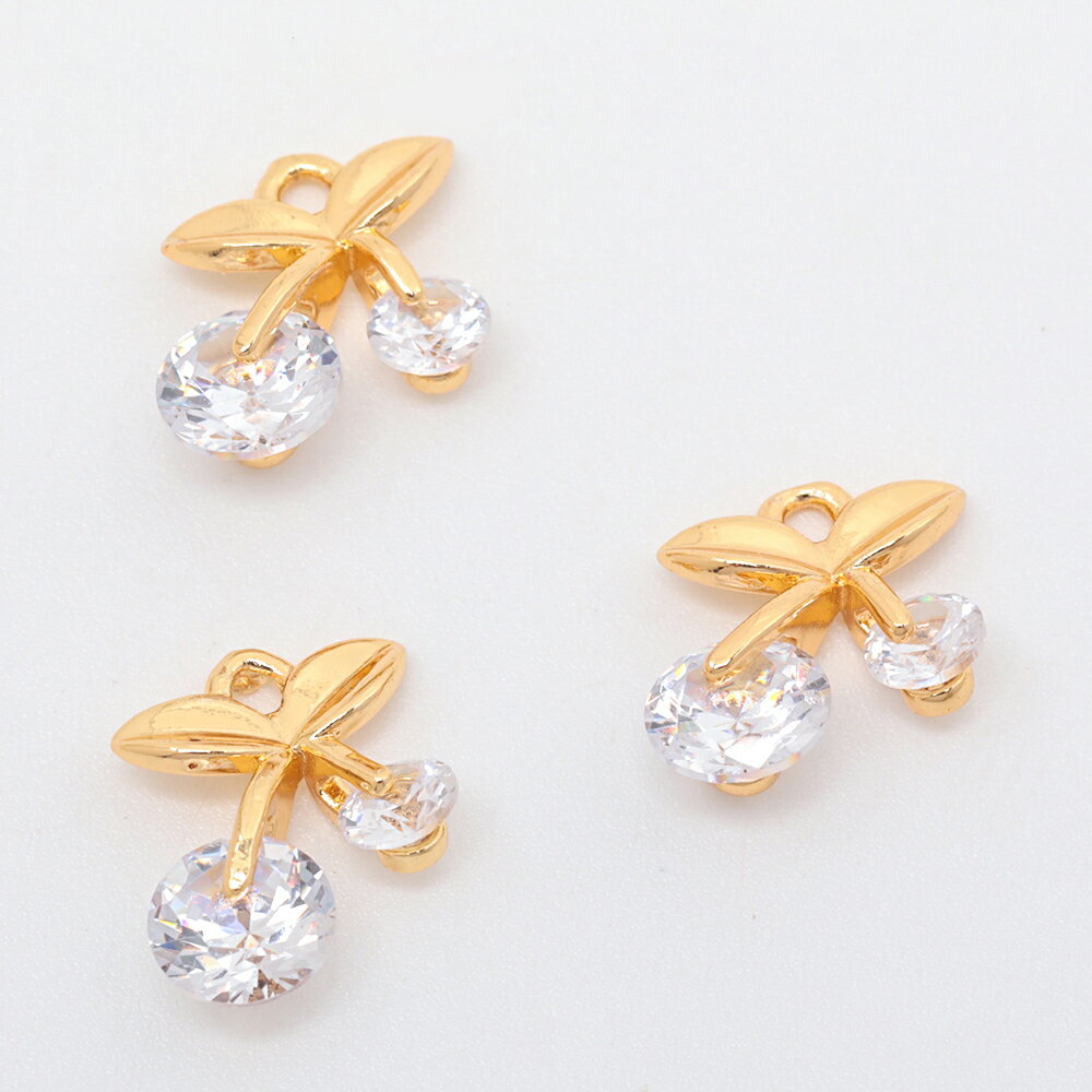 即日発送！ガラスチャーム さくらんぼ チェリー ストーン付き 果物 フルーツ メタルチャーム 約10×12mm（1ヶ）