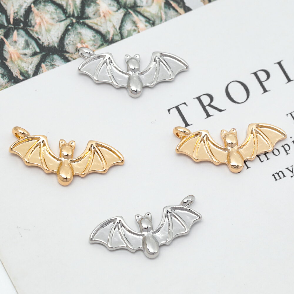 即日発送！メタルチャーム コウモリモチーフ こうもり ハロウィンチャーム ハロウィンメタルパーツ 1カン 約8×20mm（6ヶ）